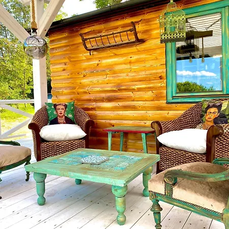 Tiny Bohemian At Balaton Ferienhaus *