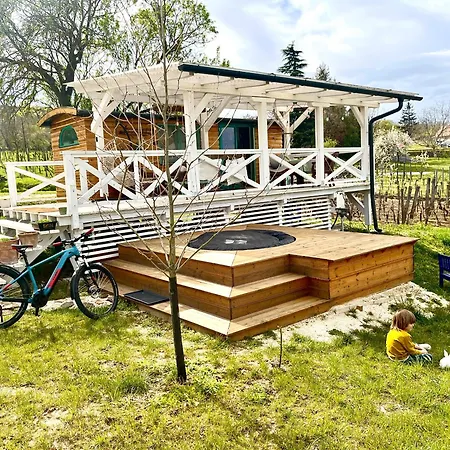 Tiny Bohemian At Balaton בית נופש