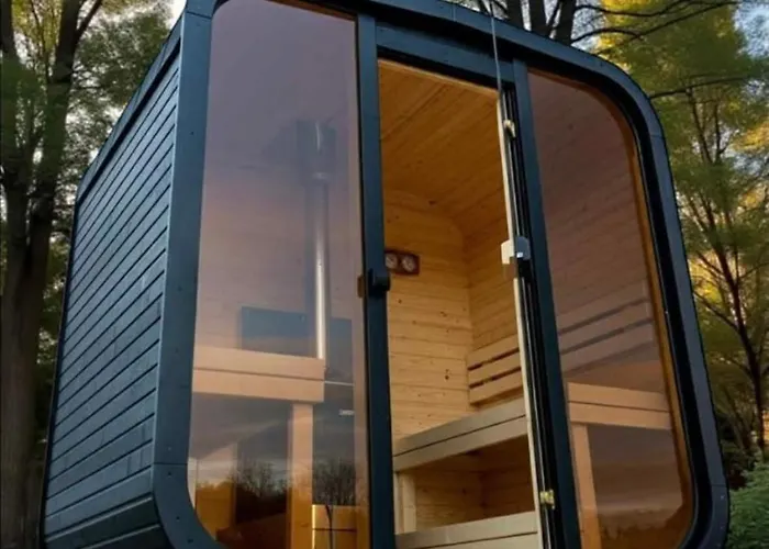 Tiny Bohemian At Balaton * Kisapati